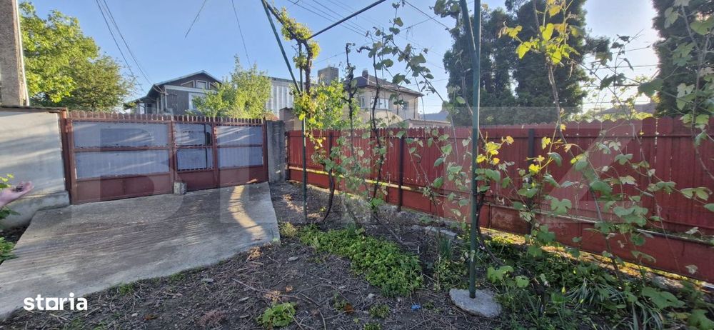 Gospodarie completa, casa 140 mp, teren 770 mp - zona Gaesti