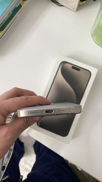 Iphone 15 pro Max 256g