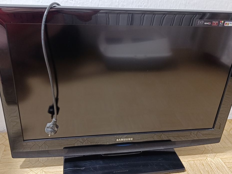 Продам телевизор Samsung