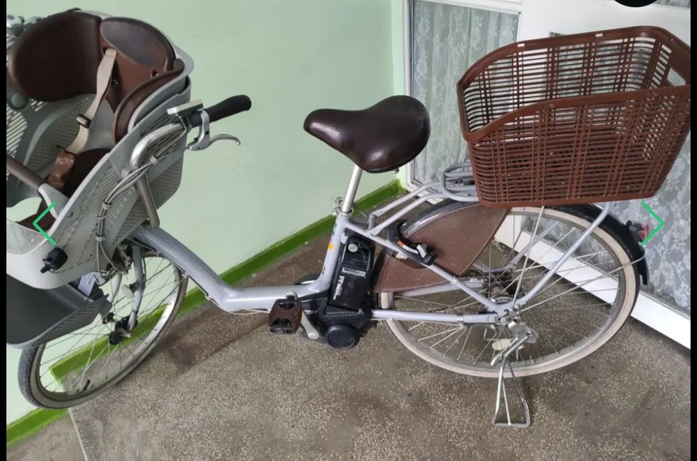 Bicicleta electrica Yamaha cu scăunel pentru copii