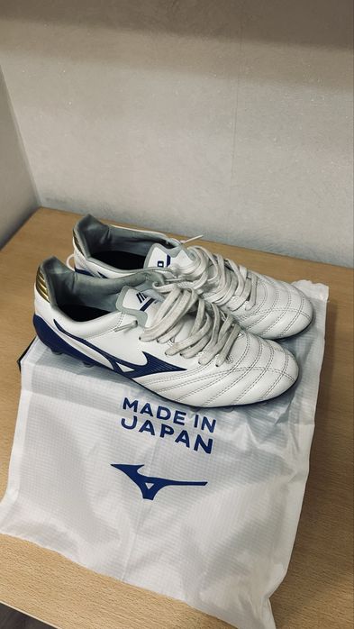 Бутсы Mizuno в очень отличном качестве