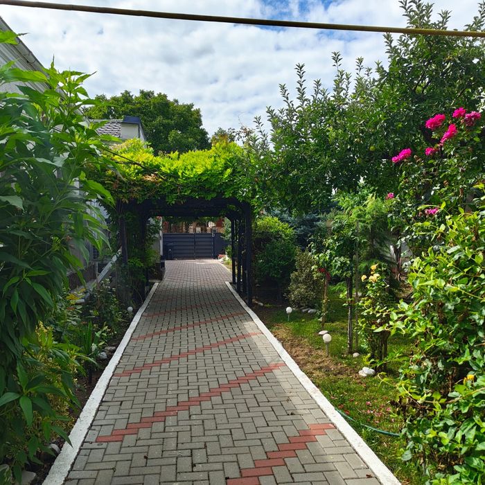 Casa evreiască 250 mp utili, 880 teren central