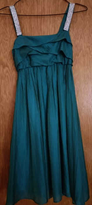 Rochie elegantă verde smarald