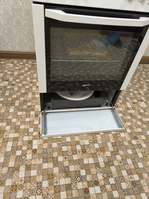 Электроплита духовка ВЕКО бу