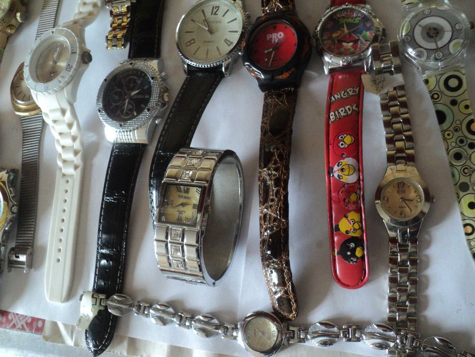 ceasuri electronice si mecanice lichidare stoc