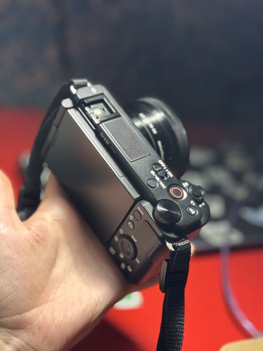 Фотоаппарат Sony ZV E10