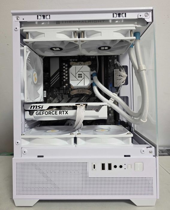 Gaming eSports Ryzen 7 9800X3D 16GB DDR5 RTX 5060