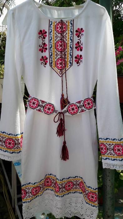 Rochie traditionala  tip IE, cusuta manual