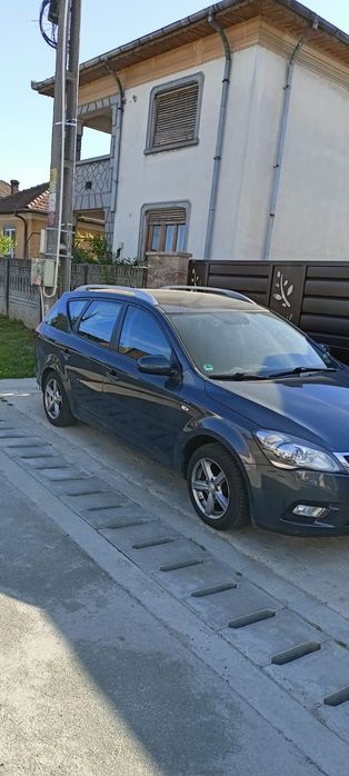 Kia Ceed Primul proprietar în țară. Mașia a fost adusă din Germania în 2024.