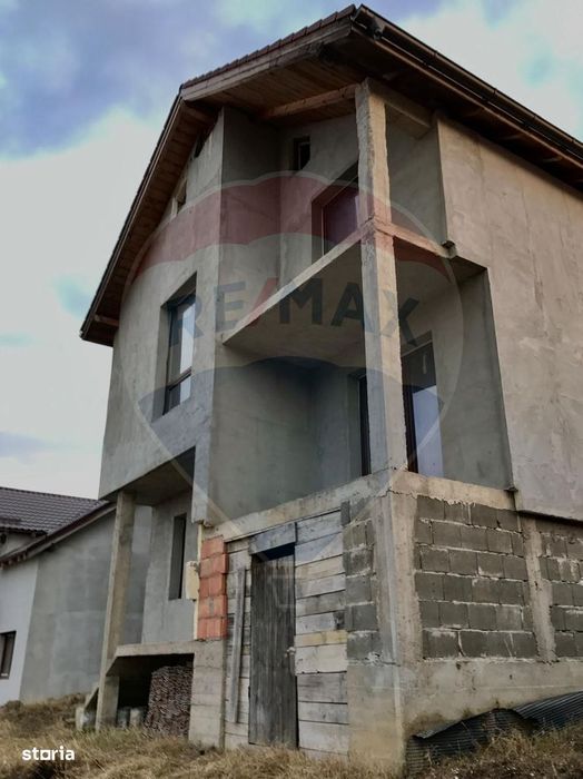 Casă S+P+M la roșu – Câmpenești, Apahida