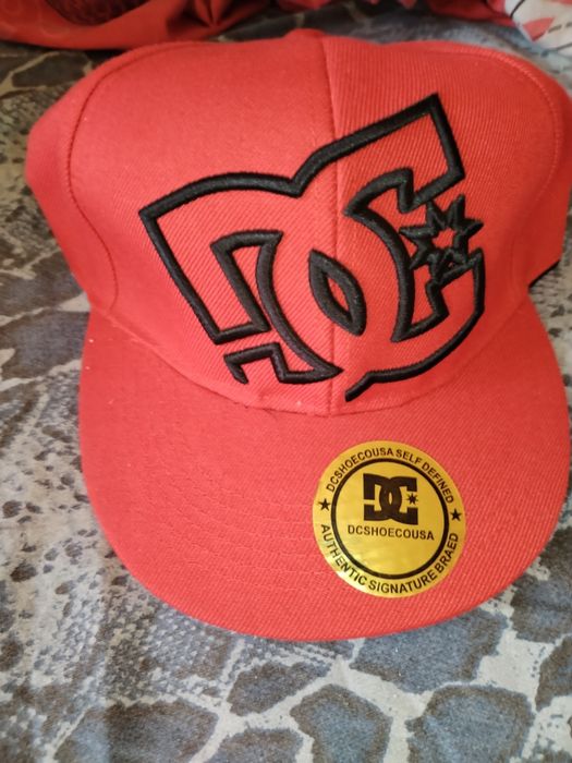 Шапки различни 15  леба.За 8 бр безплатна доставка плус подарак