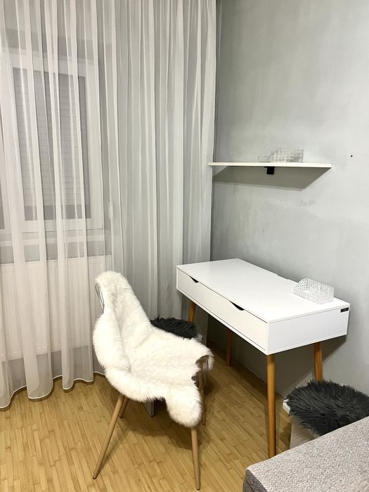 Inchiriez garsoniera zona Cantemir