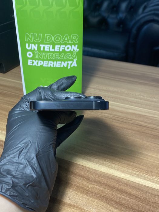 iPhone 16 Pro • 256 GB • Balck Titanium