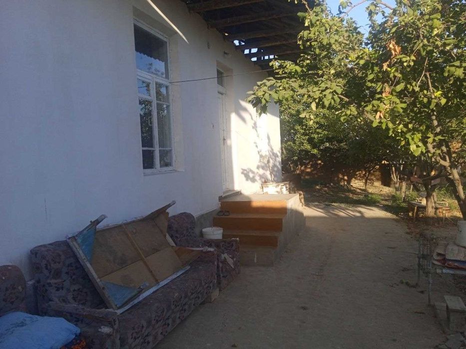 uy sotiladi Zangiota tumani nazabek