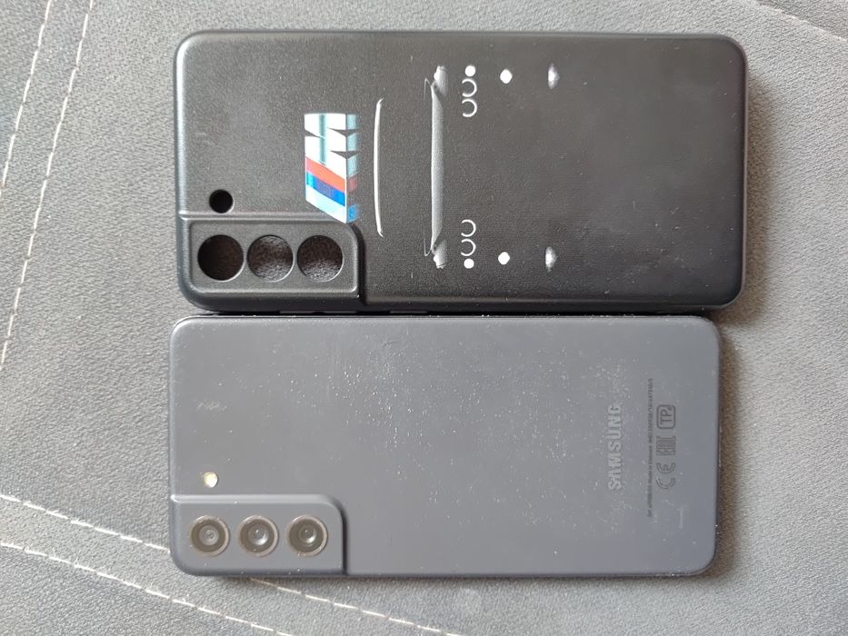 Samsung S21FE память 8/128ГБ