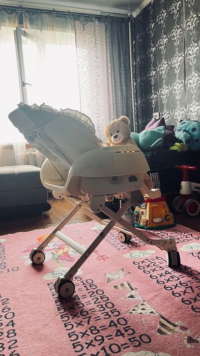 Продам стульчик для кормления