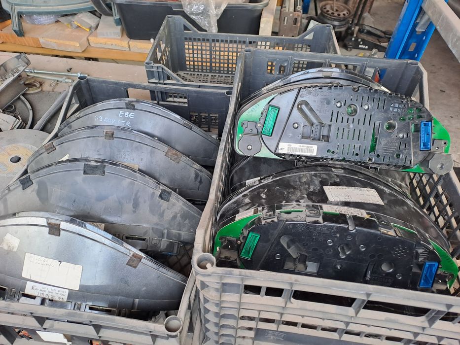 Ceas ceasuri de bord sharan alhambra si galaxy 1996-2000-2006