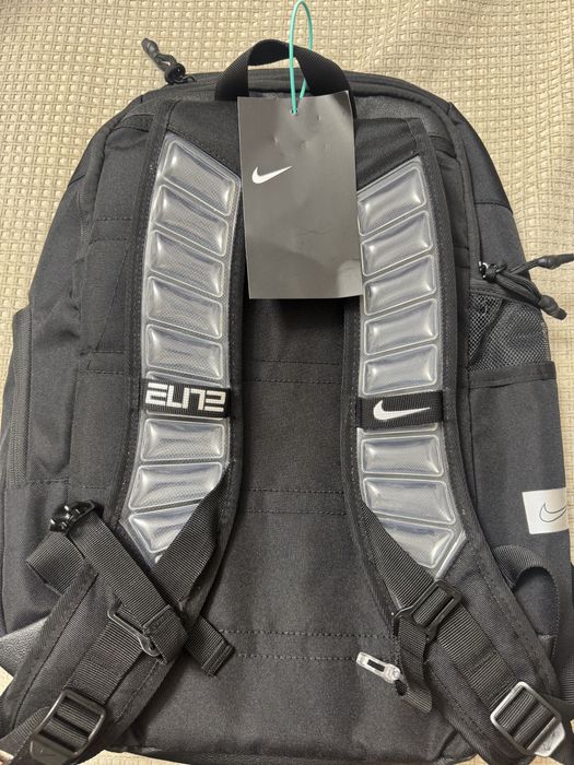 Продам новую сумку nike elite bag