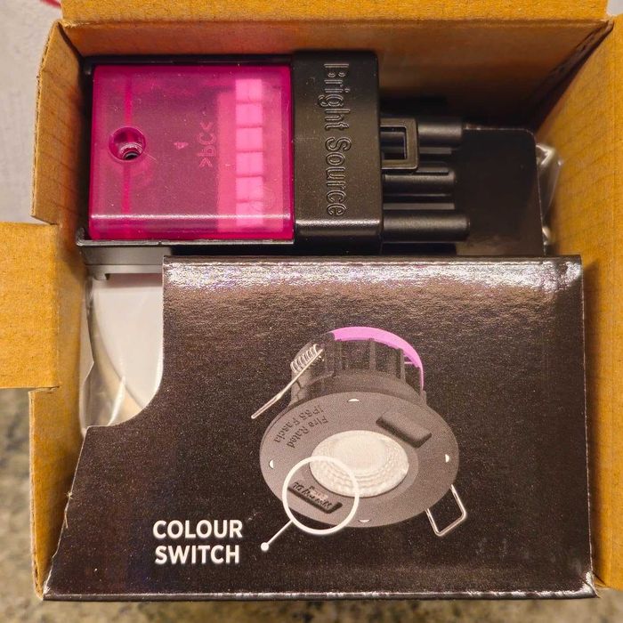 Bright Source осветителни тела, лампи 8w 64mm изрез, 750lm 6 броя