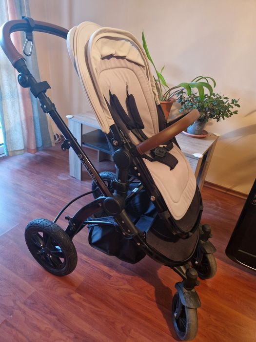 Бебешка количка Ickle Bubba Stom v3