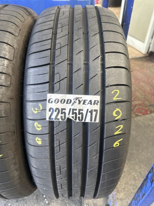 225/55/17  goodyear
