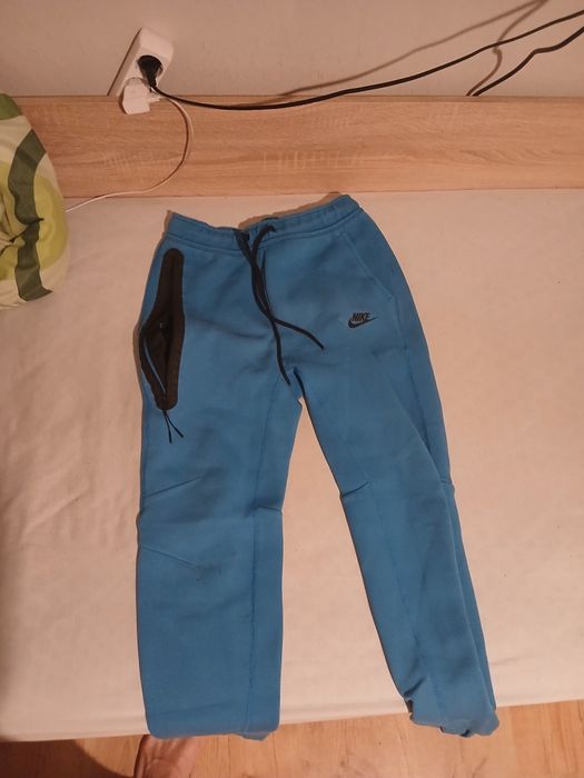 Nike tech долнище със Забележка !!!
