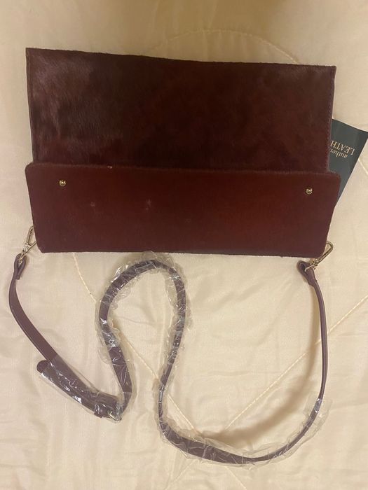 Нова кожена чанта Zara