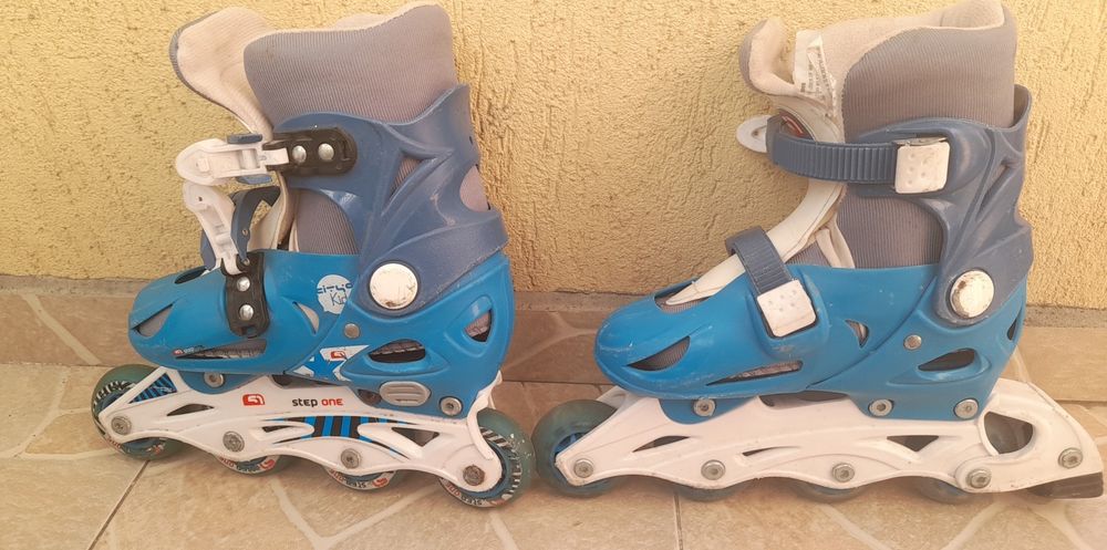 Сини детски ролери