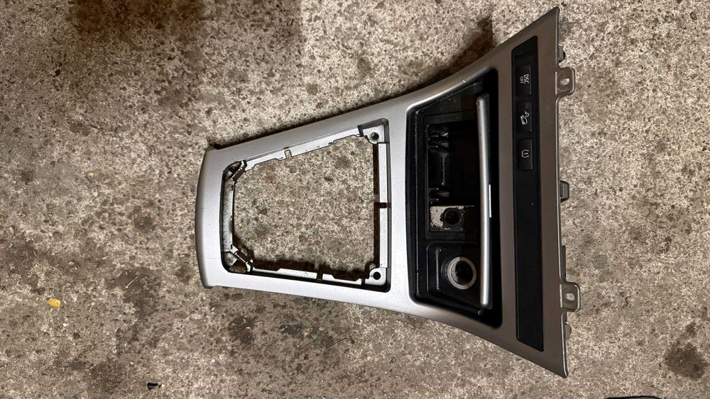 Ornamente Bord/Grile Vent./Perii Geam/Antena BMW E46/E90/X3 E83 FL/NFL