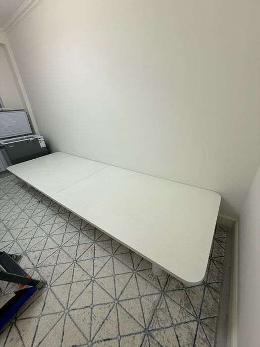 Стол для зал новый