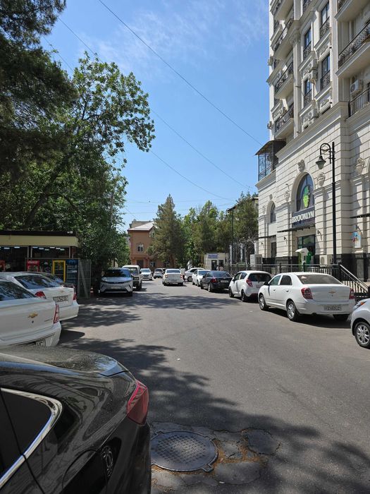 Сдается в Аренду Часть здания,1 061м²(Кинотеатр Казахстан)20 Кабинетов