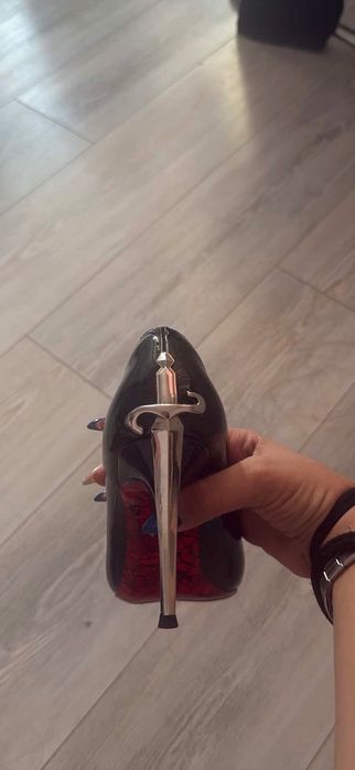 Обувки Cesare paciotti dagger heels, 36 номер