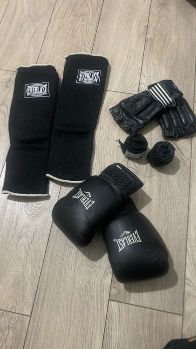 Продам спортивные накладки