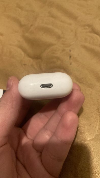 Продам Air pods 15 тыщ тг
