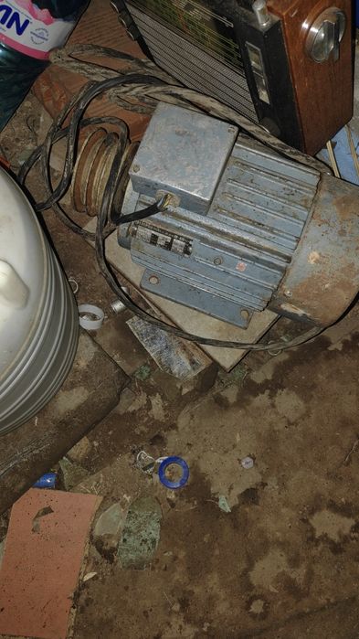 Продавам български електомотори