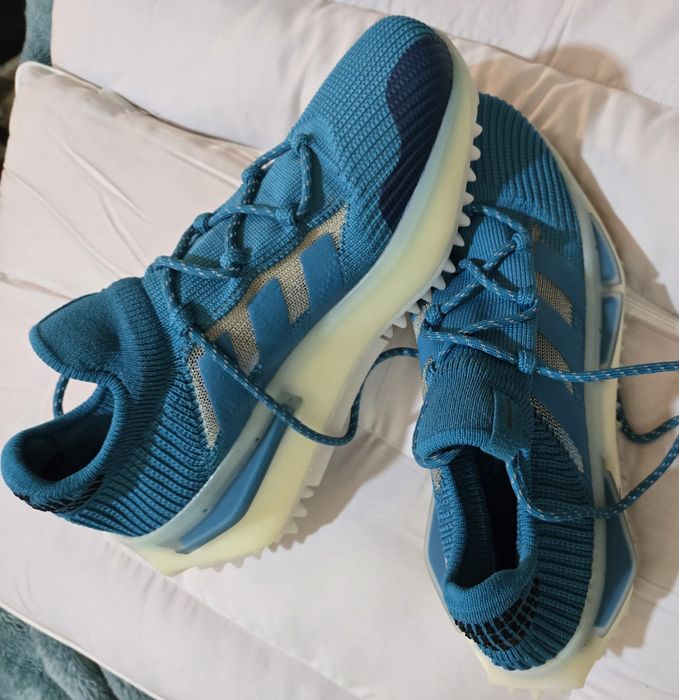 Adidas оригинални дамски сникърси 39 1/3