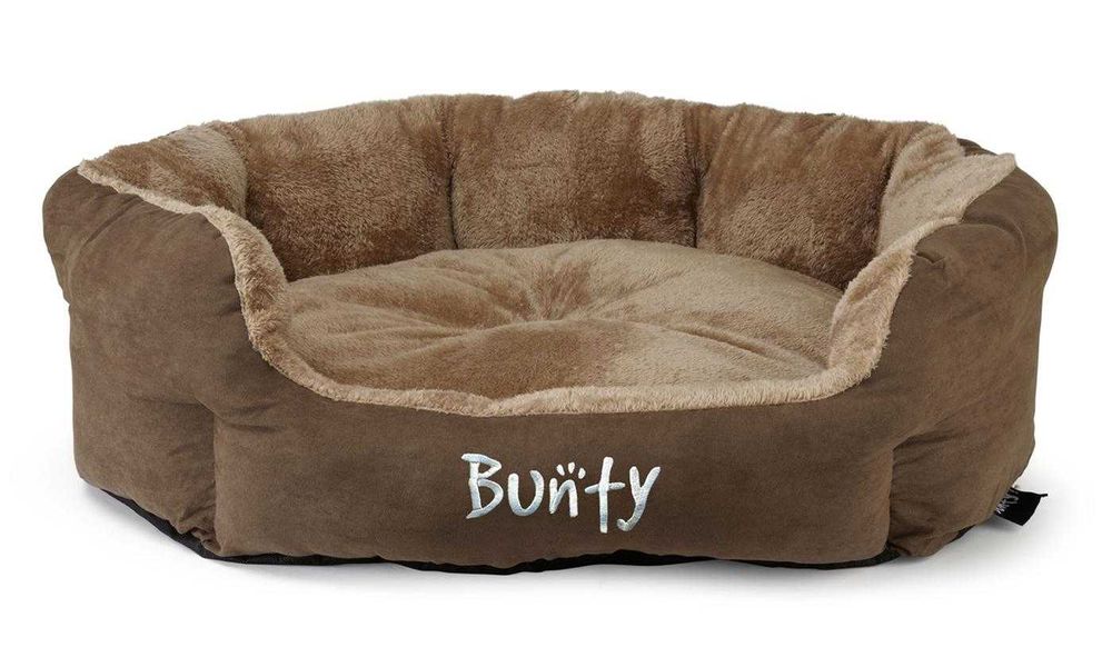 Луксозно легло с овална форма и бродирано лого Bunty