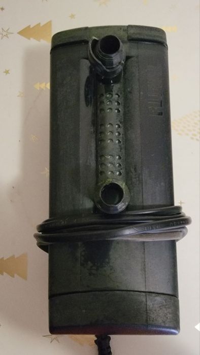 Продавам 82л аквариум