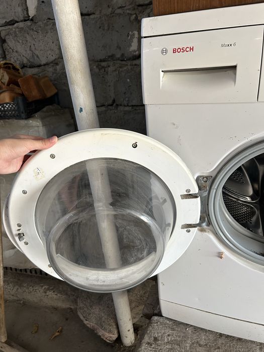 стиральная машина марки Bosch Maxx 6