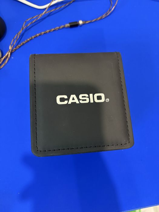 Продам оригинальные часы Casio MTP-VD01D