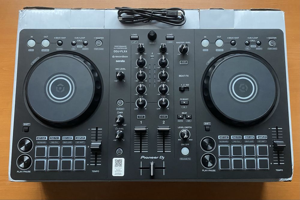 Consola DJ Pioneer DDJ FLX4 (NOU)