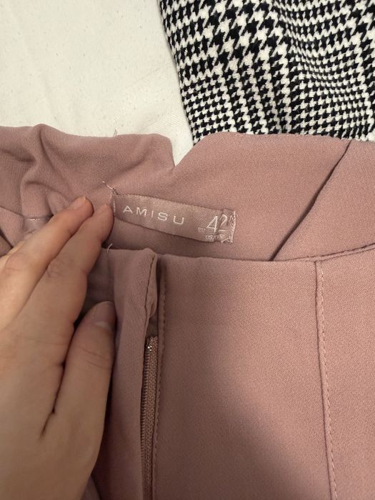 Панталони Stradivarius 42 размер