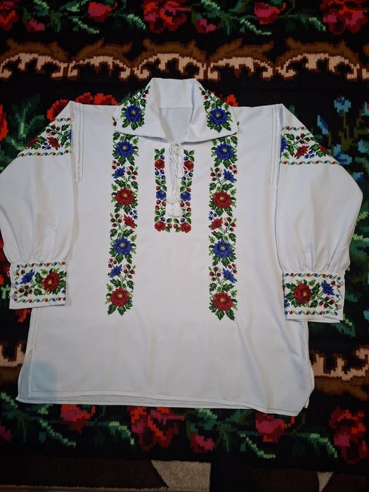 Ie traditionale de bucovina