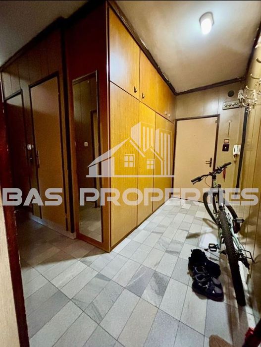 Продава се Двустаен апартамент в София, Люлин 9 - 65 кв.м за 2300 €/кв.м - Снимка #12