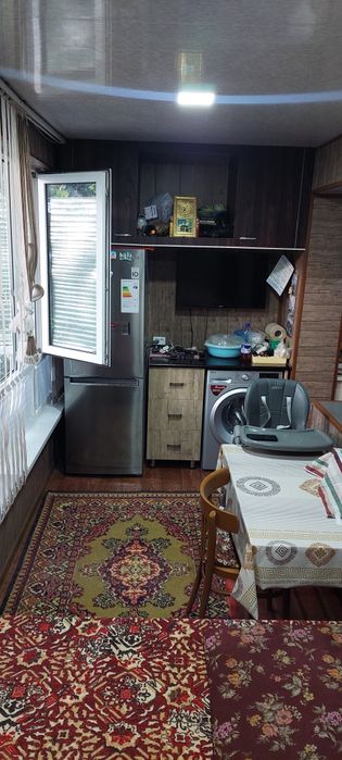 Срочно! Продаётся 2-ух комнатная квартира