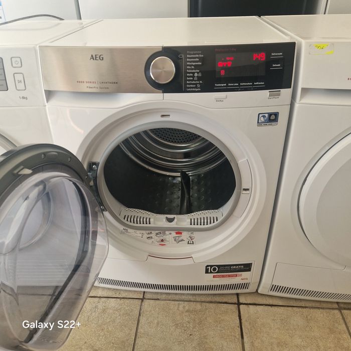 Кондензна сушилня с термопомпа 9кг.А+++ AEG Series9000