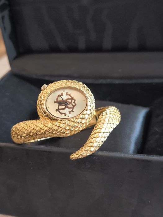 Оригинален дамски часовник Roberto Cavalli – златист, змия, с кутия