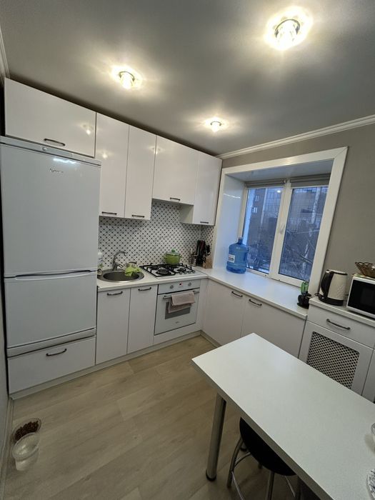 Продам 2х комн. (Центр) ОКЦ