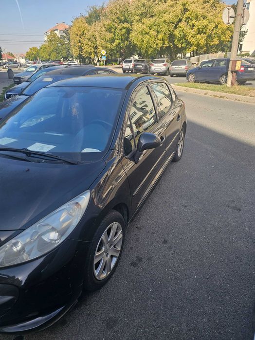 Peugeot 207 1.6 benzina
