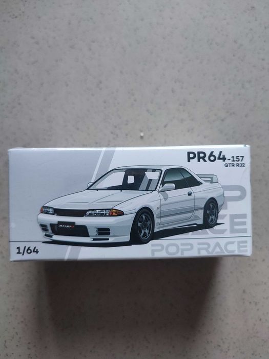 Tarmac Works, Poprace, Tomica